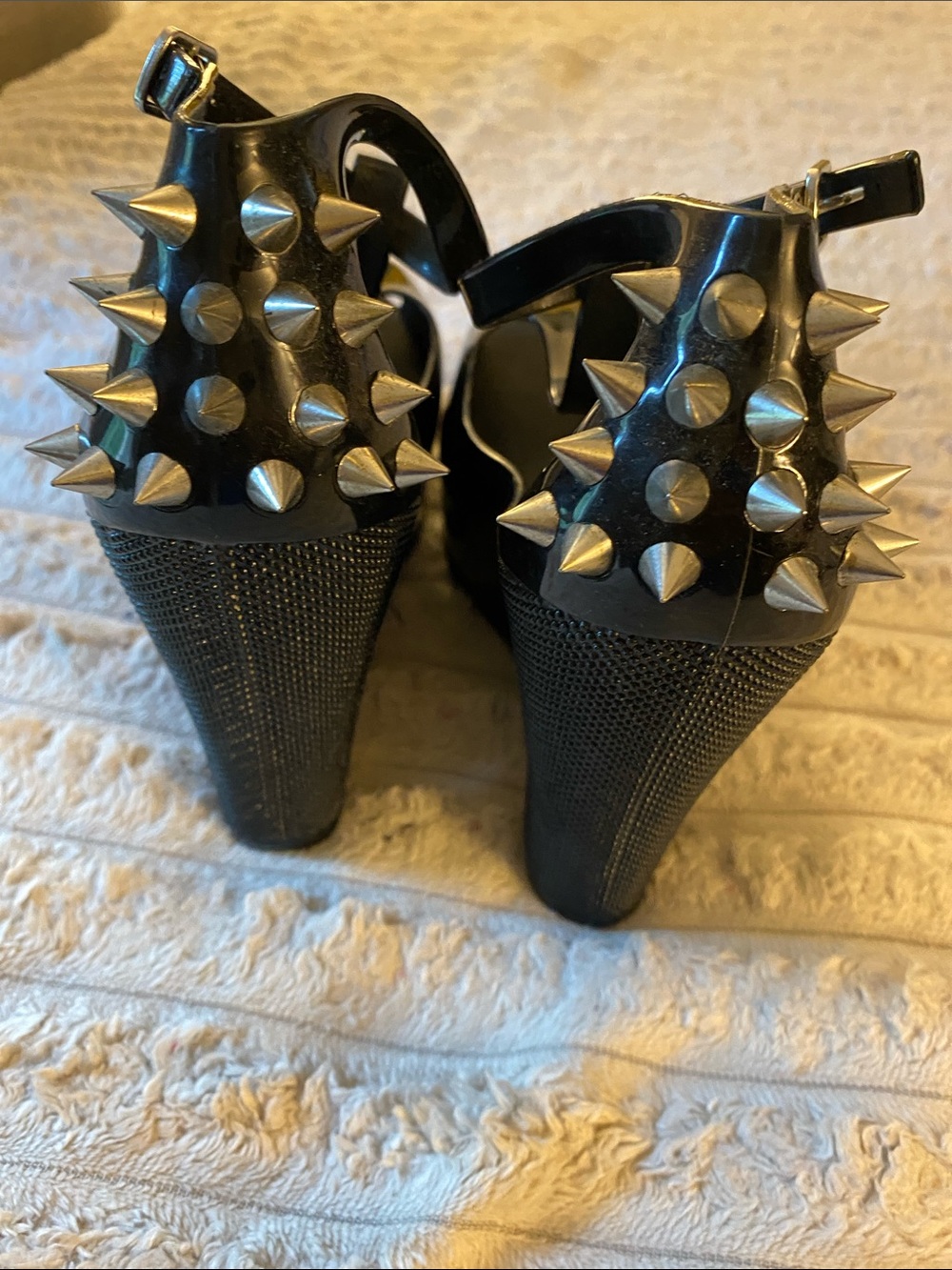 NWT,, Call It Spring Black Spike-Stud Block Heels